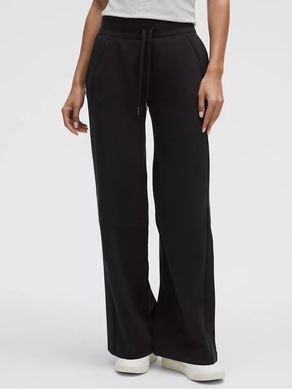 LuluLemon Scuba Mid-Rise Wide-Leg Pant Regular